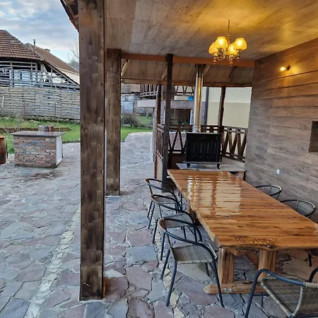 Cakmara Montoja Homestay